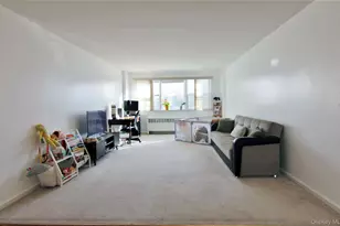 39 Avon Cir, Rye Brook, NY 10573 - Photo 14