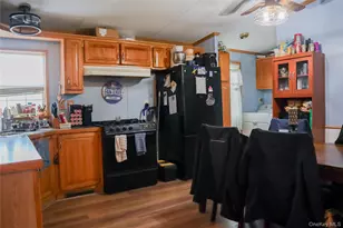 172 Democracy Ln, Washingtonville, NY 10992 - Photo 12