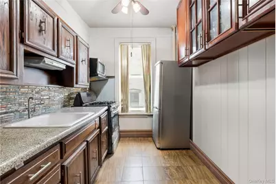 853 E 49th Street, Brooklyn, NY 11203 - Photo 18