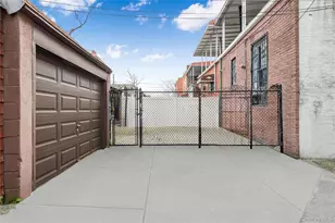 853 E 49th St, Brooklyn, NY 11203 - Photo 22