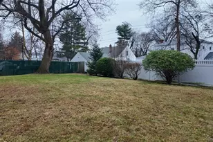 93 Whitman Rd, Yonkers, NY 10710 - Photo 34