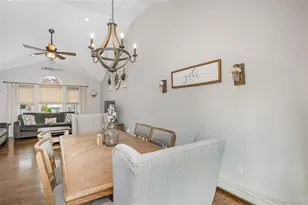 1291 Boston Ave, Bay Shore, NY 11706 - Photo 12