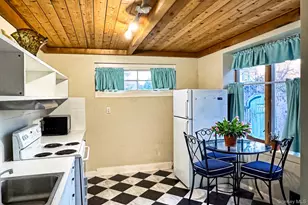 34 Maple St Maple St, Islip, NY 11751 - Photo 10