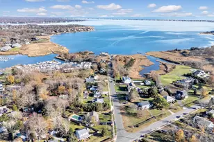 17 Maple Ave, East Moriches, NY 11940 - Photo 44