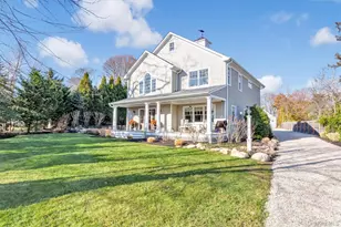 17 Maple Ave, East Moriches, NY 11940 - Photo 2