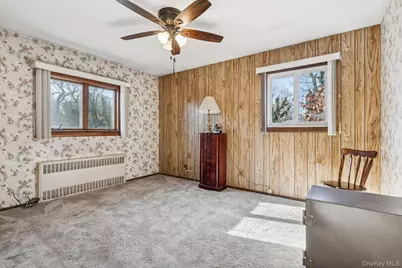 6 Silver Avenue, Huntington Station, NY 11746 - Photo 12