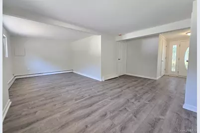 76 Skylark Drive, Holtsville, NY 11742 - Photo 4