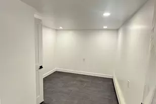 610 Laurelton Blvd, Long Beach, NY 11561 - Photo 22