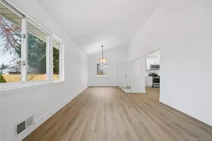 26 Wilshire Dr, North Babylon, NY 11703 - Photo 14