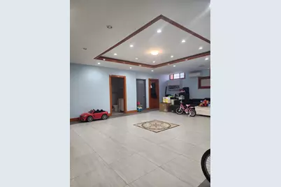 13910 14th Avenue, Whitestone, NY 11357 - Photo 6