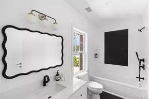 100 Narrow Ln, Southampton, NY 11968 - Photo 22