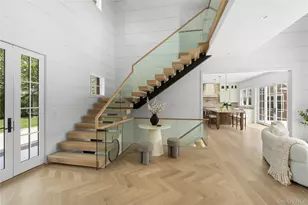 100 Narrow Ln, Southampton, NY 11968 - Photo 6