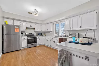 11 Pennsylvania Avenue, Monroe, NY 10950 - Photo 10