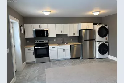 32 Western Avenue #Suite 3, Marlboro, NY 12542 - Photo 4