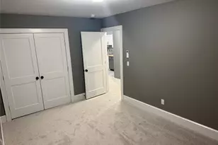 32 Western Ave, Marlboro, NY 12542 - Photo 10