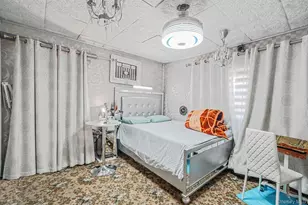 897 Washington Ave, Westbury, NY 11590 - Photo 28