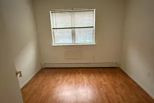 827 Longfellow Ave, Bronx, NY 10474 - Photo 10