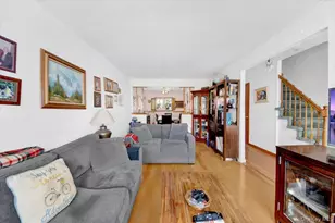 733 Rhinelander Ave, Bronx, NY 10462 - Photo 10