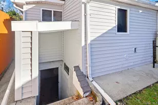 25 45th St, Islip, NY 11751 - Photo 30