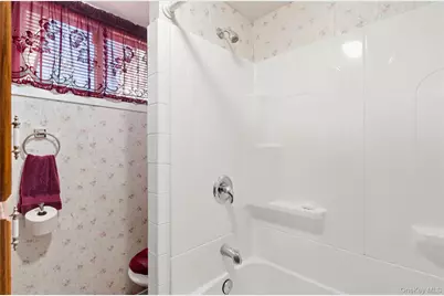 25 45th Street, Islip, NY 11751 - Photo 28