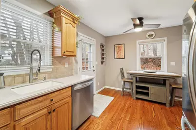 5 Orchard Lane, Nanuet, NY 10954 - Photo 8