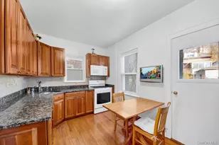 34 King Ave, Yonkers, NY 10704 - Photo 8
