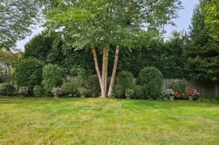 286 Pacific St, Massapequa Park, NY 11762 - Photo 26