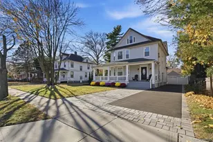 161 Wallace St, Freeport, NY 11520 - Photo 2