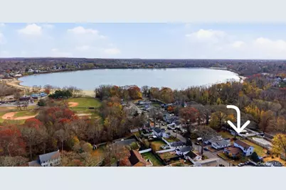 56 Eastview Road, Ronkonkoma, NY 11779 - Photo 2