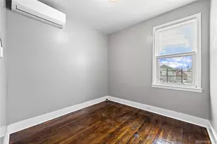 42-25 189th St, Flushing, NY 11358 - Photo 16