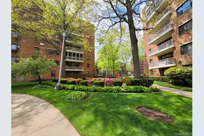 89-40 151 #3J, Howard Beach, NY 11414 - Photo 2