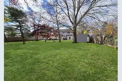 199 Connetquot Avenue, East Islip, NY 11730 - Photo 4