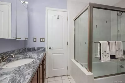 1680 Lake Avenue, Merrick, NY 11566 - Photo 26