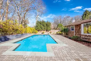 25 Farmington Ln, Melville, NY 11747 - Photo 8