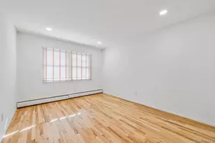 25 Farmington Ln, Melville, NY 11747 - Photo 28