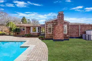 25 Farmington Ln, Melville, NY 11747 - Photo 10