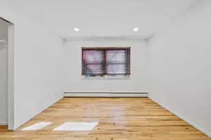 25 Farmington Ln, Melville, NY 11747 - Photo 26