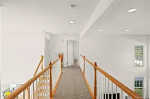 33 Pinehurst Dr, Mount Sinai, NY 11766 - Photo 24