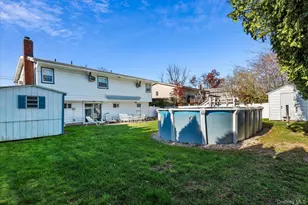 647 Seamans Nck Rd, Seaford, NY 11783 - Photo 24