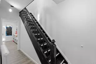 87 Winnikee Ave, Poughkeepsie, NY 12601 - Photo 12