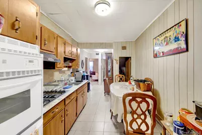 1238 Colgate Avenue, Bronx, NY 10472 - Photo 16