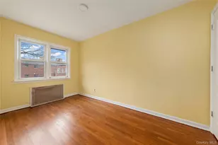 91-41 195th St, Hollis, NY 11423 - Photo 14