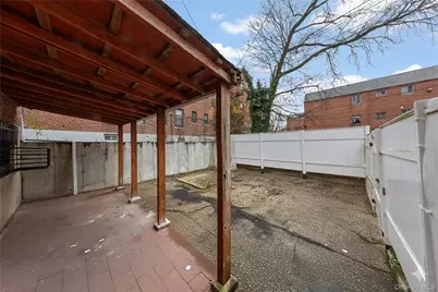 9141 195th Street, Hollis, NY 11423 - Photo 26