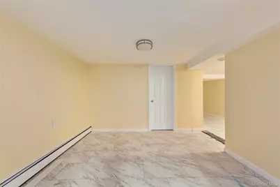 9141 195th Street, Hollis, NY 11423 - Photo 24