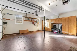 10 Faulkner Ln, Dix Hills, NY 11746 - Photo 36