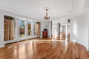 10 Faulkner Ln, Dix Hills, NY 11746 - Photo 10