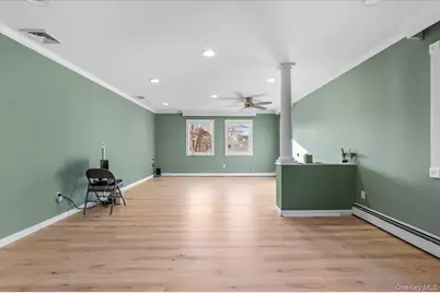 10 Faulkner Lane, Dix Hills, NY 11746 - Photo 22