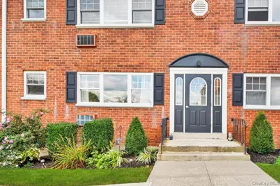 1879 Crompond Road #G-10, Peekskill, NY 10566 - Photo 1