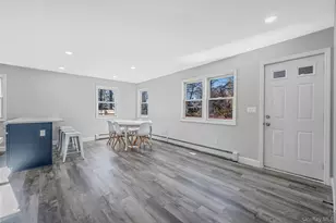 27 Lyman Rd, Patchogue, NY 11772 - Photo 12