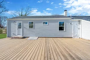 27 Lyman Rd, Patchogue, NY 11772 - Photo 10